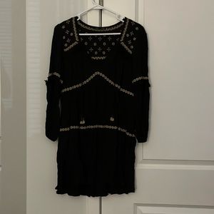 American Eagle flowy embroidered dress